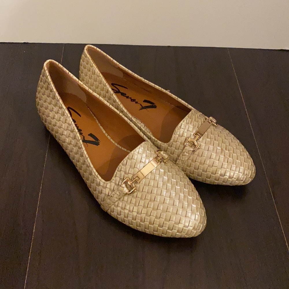 Seven7 Gigi Women's Buckle Flats NWOT Size 8.5